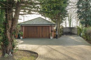 Photo 30- click for photo gallery